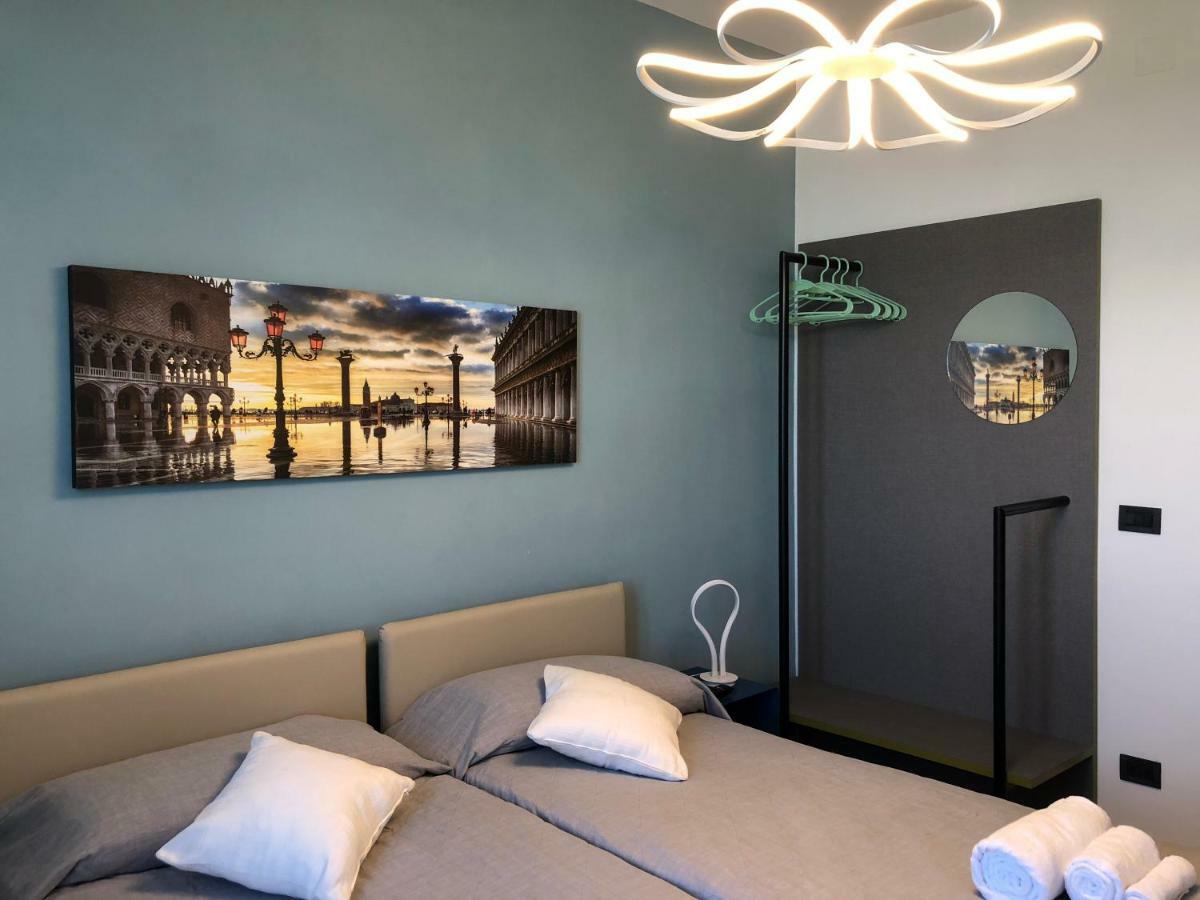 Ca' Monica Panoramic-Canal View, Biennale Венеция Экстерьер фото